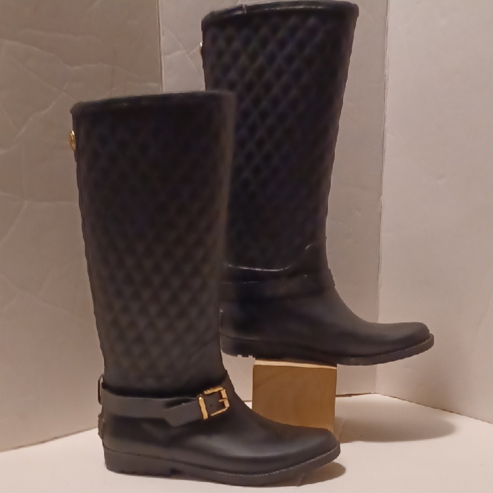 Guess Women's Black Quilted Knee-High Boots Size 7